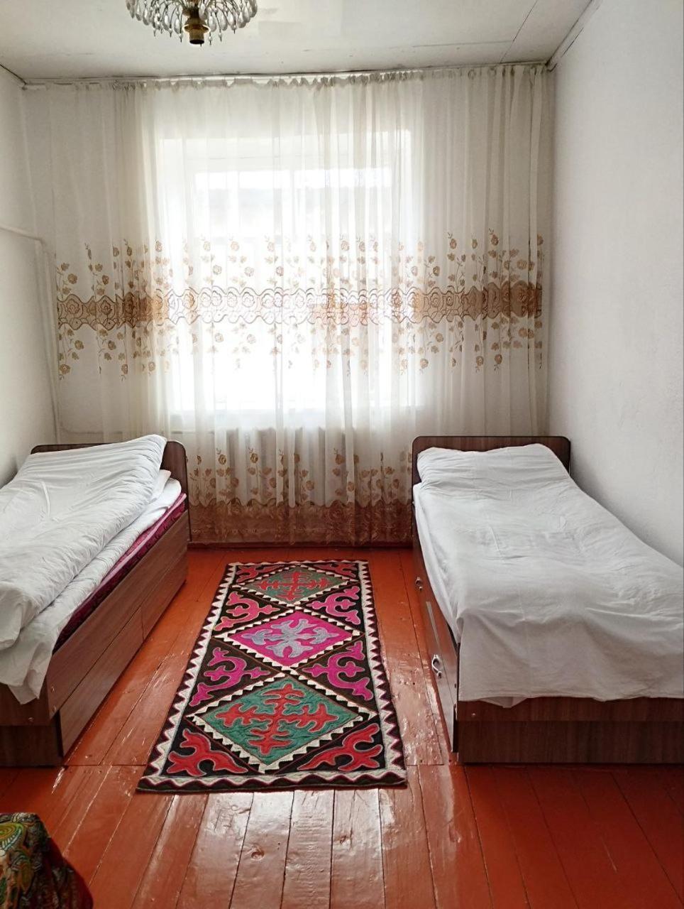 Guest House Bereke In Kyzart Village Bagysh Екстер'єр фото