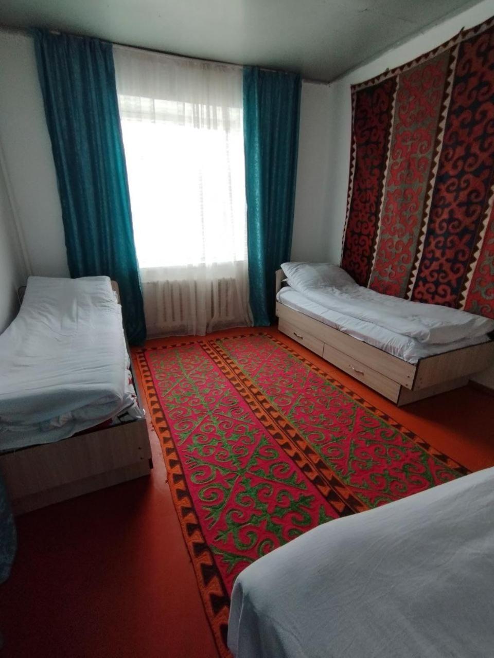 Guest House Bereke In Kyzart Village Bagysh Екстер'єр фото